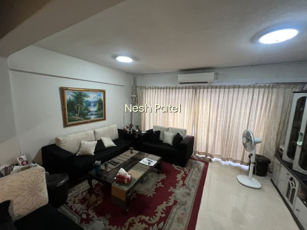 405 Jurong West Street 42 image 1 of 10