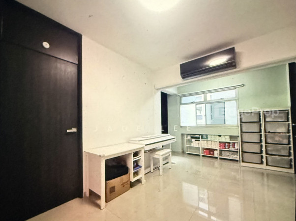 351 WOODLANDS AVENUE 1 photo 2