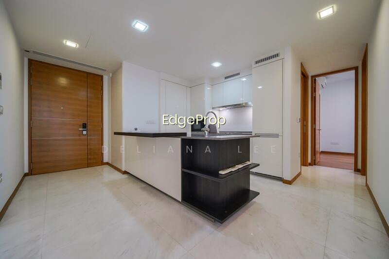 MARINA ONE RESIDENCES photo 2