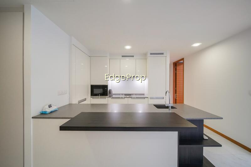 MARINA ONE RESIDENCES photo 4