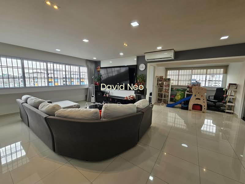 708 JURONG WEST STREET 71 photo 2