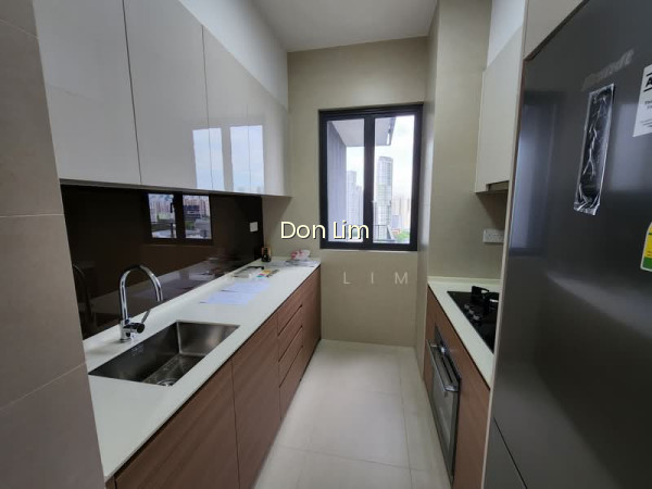 STIRLING RESIDENCES photo 6