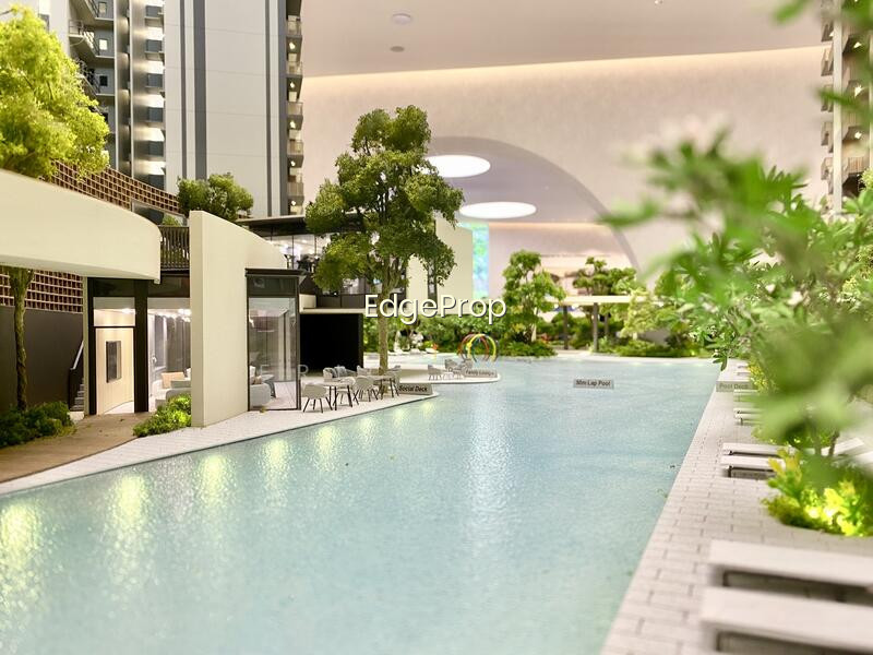 BRAND NEW 4 BEDROOM CONDO BESIDE MRT AT 3 BEDROOM PRICE photo 3