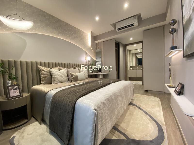 BRAND NEW 4 BEDROOM CONDO BESIDE MRT AT 3 BEDROOM PRICE photo 6