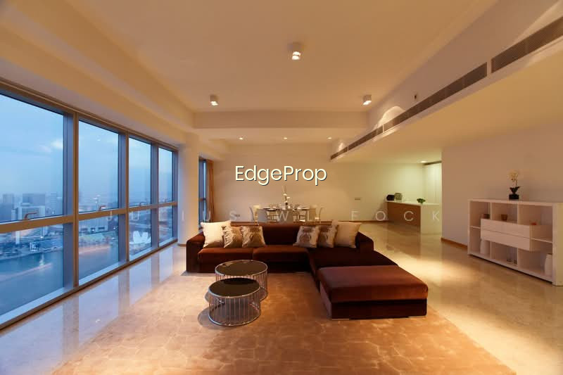MARINA BAY RESIDENCES image 1 of 10