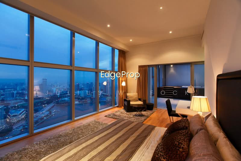 MARINA BAY RESIDENCES photo 5