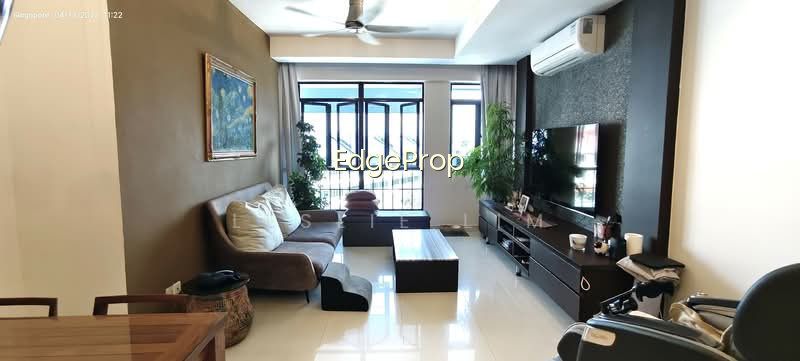 FERNWOOD TOWERS photo 2