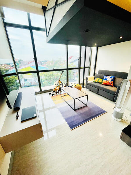 STRATUM image 1 of 10