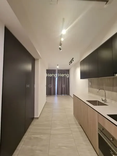 Grandeur Park Residences image 1 of 10