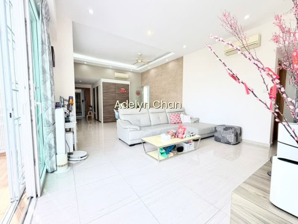 SUMMERHILL photo 6