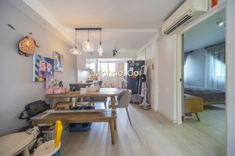 26 TOA PAYOH EAST photo 4