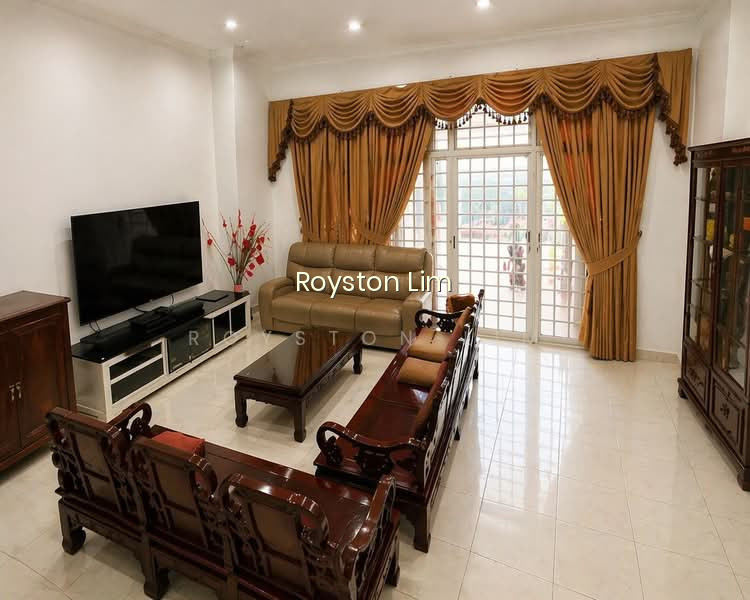 LOYANG VILLAS image 1 of 10