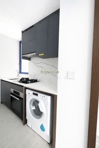 WILSHIRE RESIDENCES photo 3