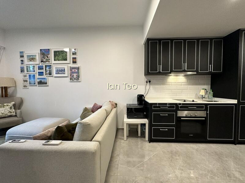 Mayfair Gardens photo 3