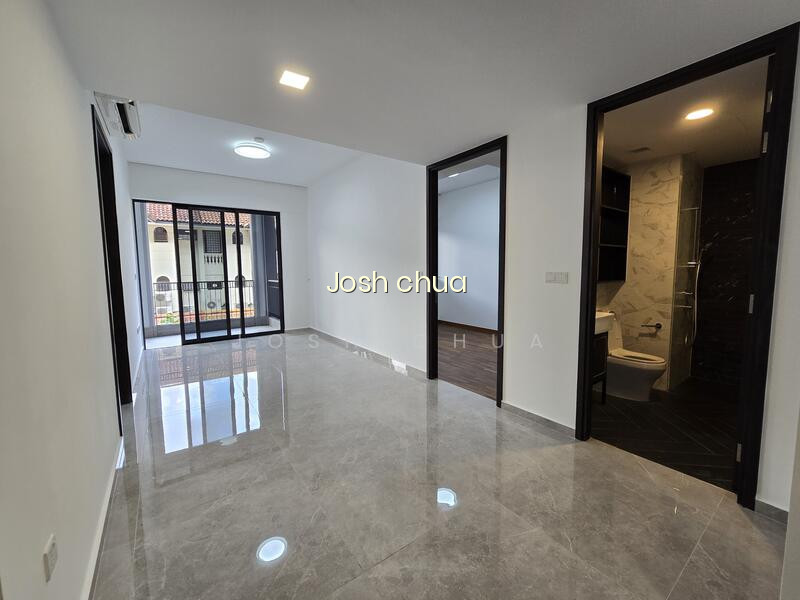 Mayfair Gardens photo 2