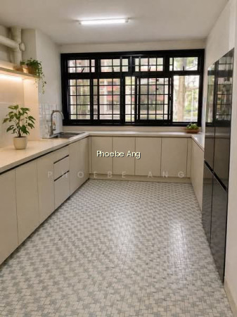 8 HOLLAND AVENUE photo 5