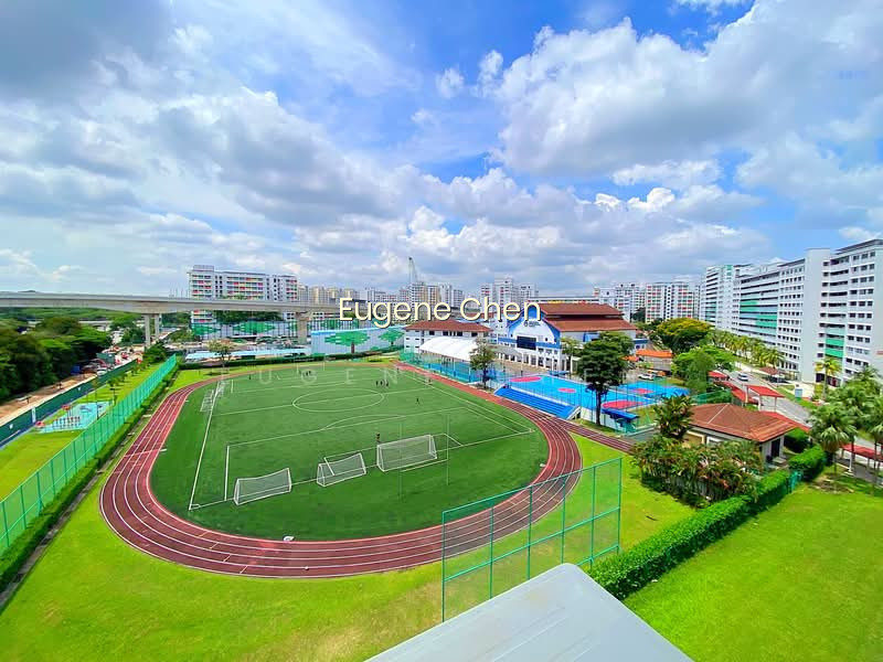 852 JURONG WEST STREET 81 photo 2