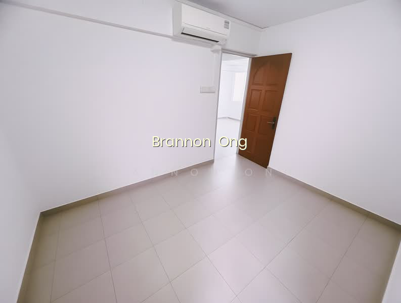 202 MARSILING DRIVE photo 2