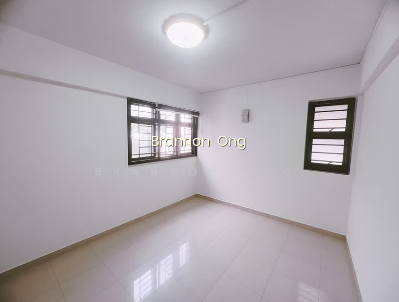 202 MARSILING DRIVE photo 3
