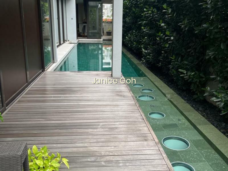 MODERN TROPICANA BUNGALOW LUSH GREENERY image 1 of 5