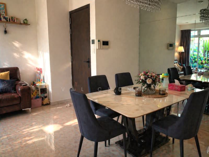 ADAM PARK CONDOMINIUM