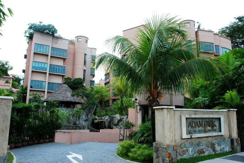 ADAM PARK CONDOMINIUM photo 5