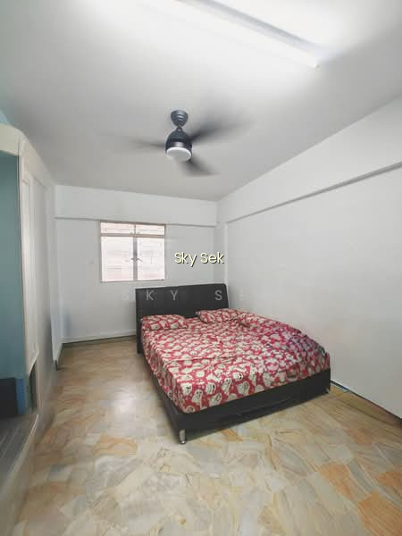 411 JURONG WEST STREET 42 photo 6