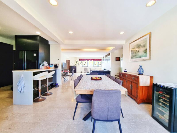 GRANGE HEIGHTS photo 3