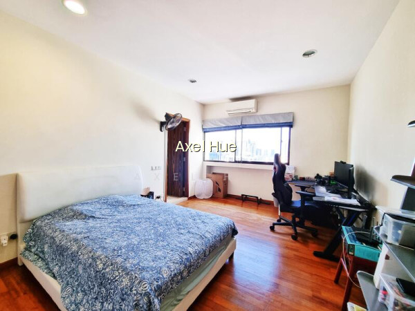 GRANGE HEIGHTS photo 5