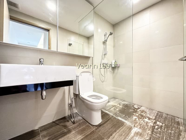 WATERFRONT GOLD 7