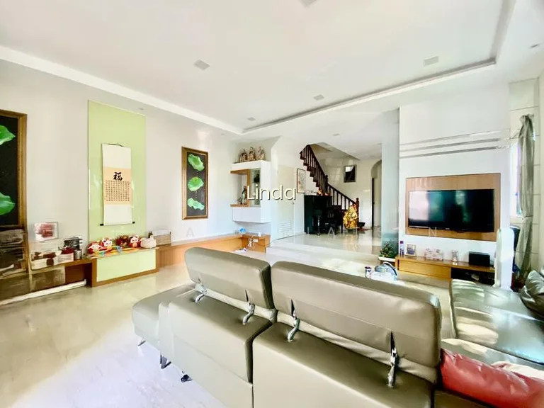 D19 Kovan Freehold Corner Terrace image 1 of 4