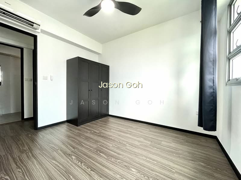 473B UPPER SERANGOON CRESCENT image 1 of 7
