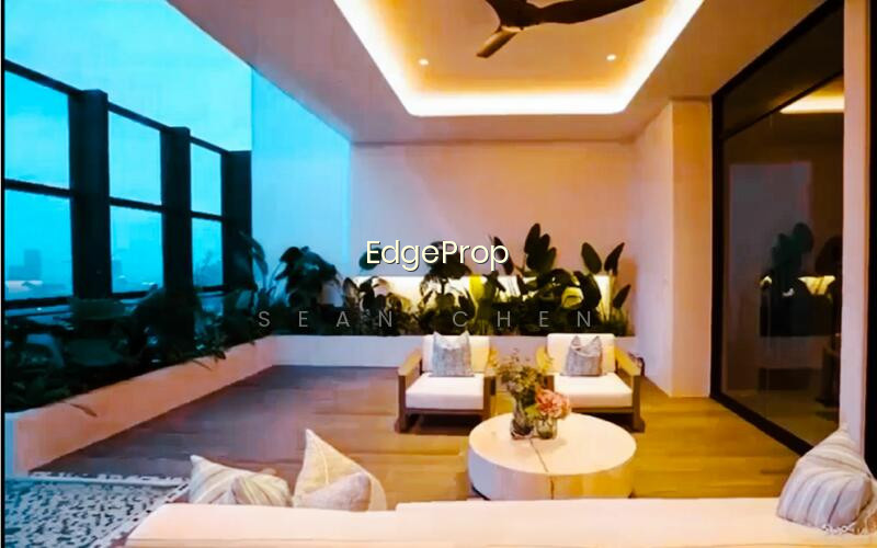 THE RITZ-CARLTON RESIDENCES photo 4