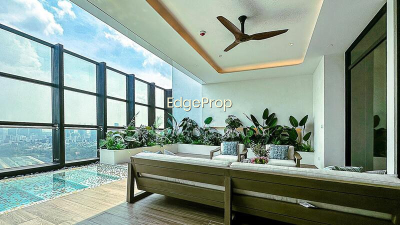 THE RITZ-CARLTON RESIDENCES photo 6