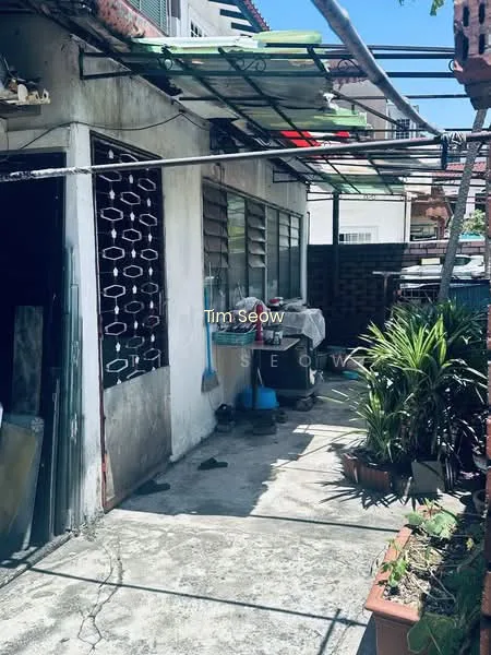Nostalgic 2STY Corner Terr-1KM Taonan image 1 of 3