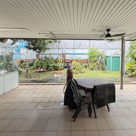 LINK BUNGALOW, WIDE FRONTAGE, ELEVATED GROUND, RARE PLOT LAND FOR SALES, GOOD UNIT photo 6