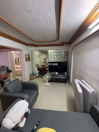 735 Yishun Street 72 image 1 of 9