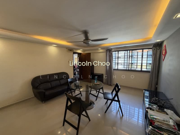 226 SERANGOON AVENUE 4 photo 4