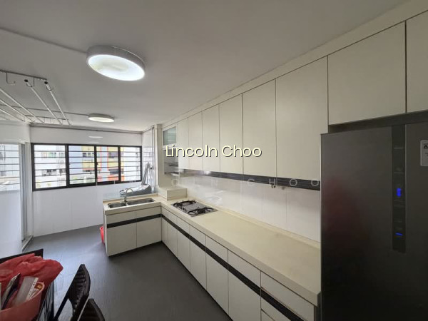 226 SERANGOON AVENUE 4 photo 5