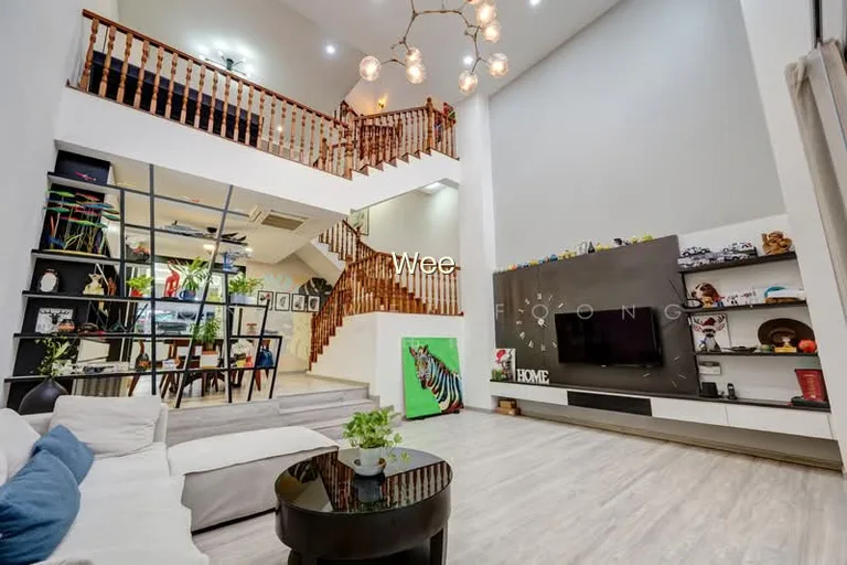 Loyang Villas image 1 of 10
