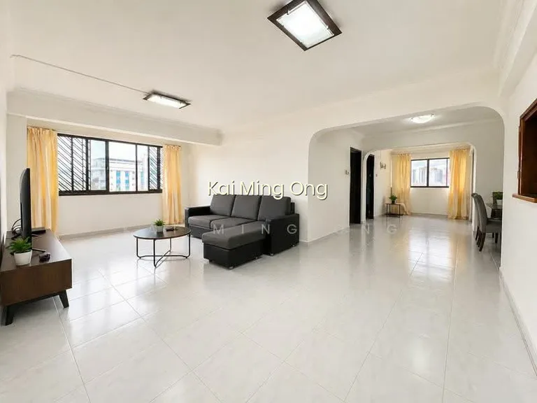 439 Ang Mo Kio Avenue 10 image 1 of 10