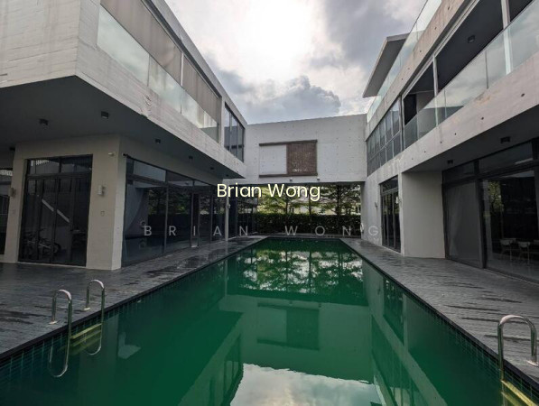 GOOD CLASS BUNGALOW IN HOLLAND photo 2
