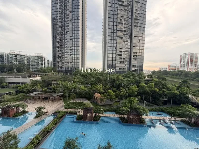 Parc Riviera image 1 of 10