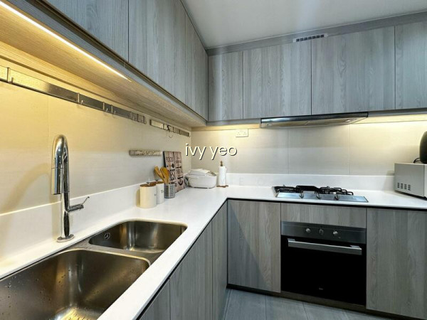 WESTWOOD RESIDENCES EC photo 5