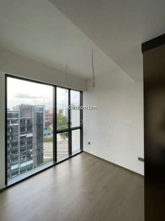 LEEDON GREEN photo 6