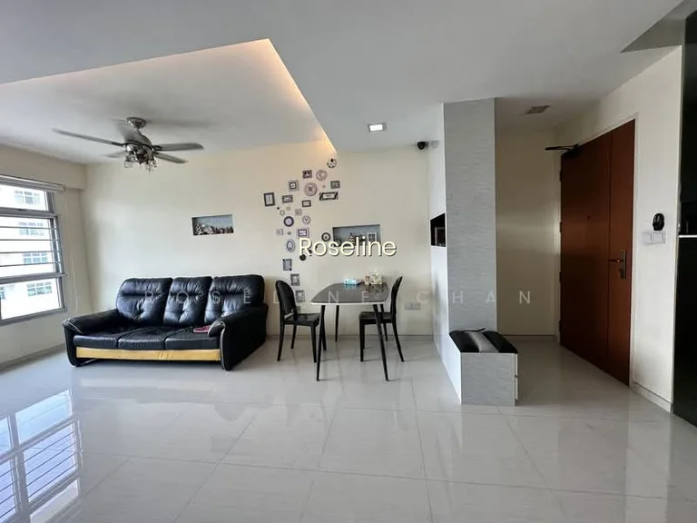 207C Punggol Place image 1 of 10