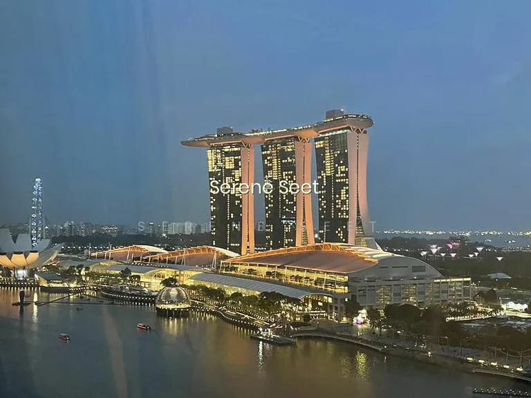 The Sail @ Marina Bay image 1 of 10