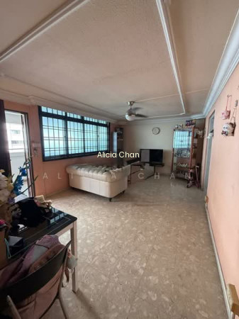 636 HOUGANG AVENUE 8