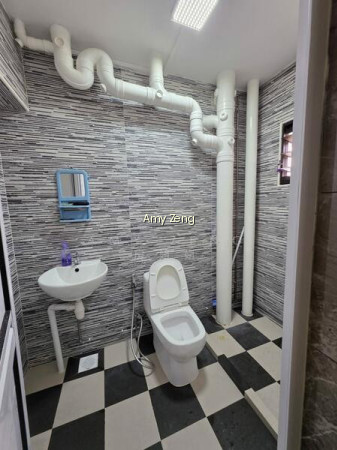 335 SEMBAWANG CLOSE photo 6
