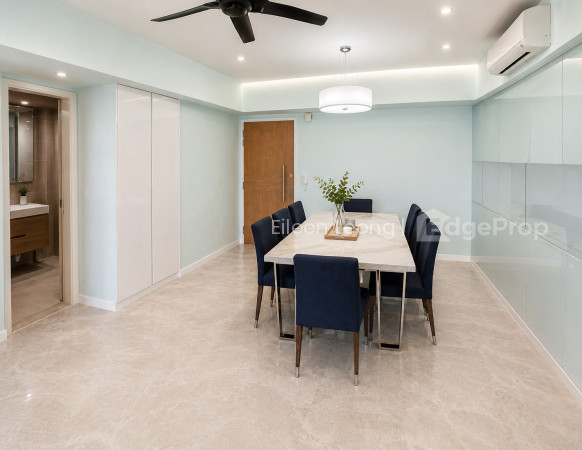 THE LAKEFRONT RESIDENCES photo 4